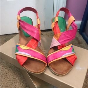 Red Multi-Color Wedges (Size 6.5)